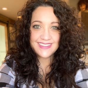 Meet your Posher, Brook